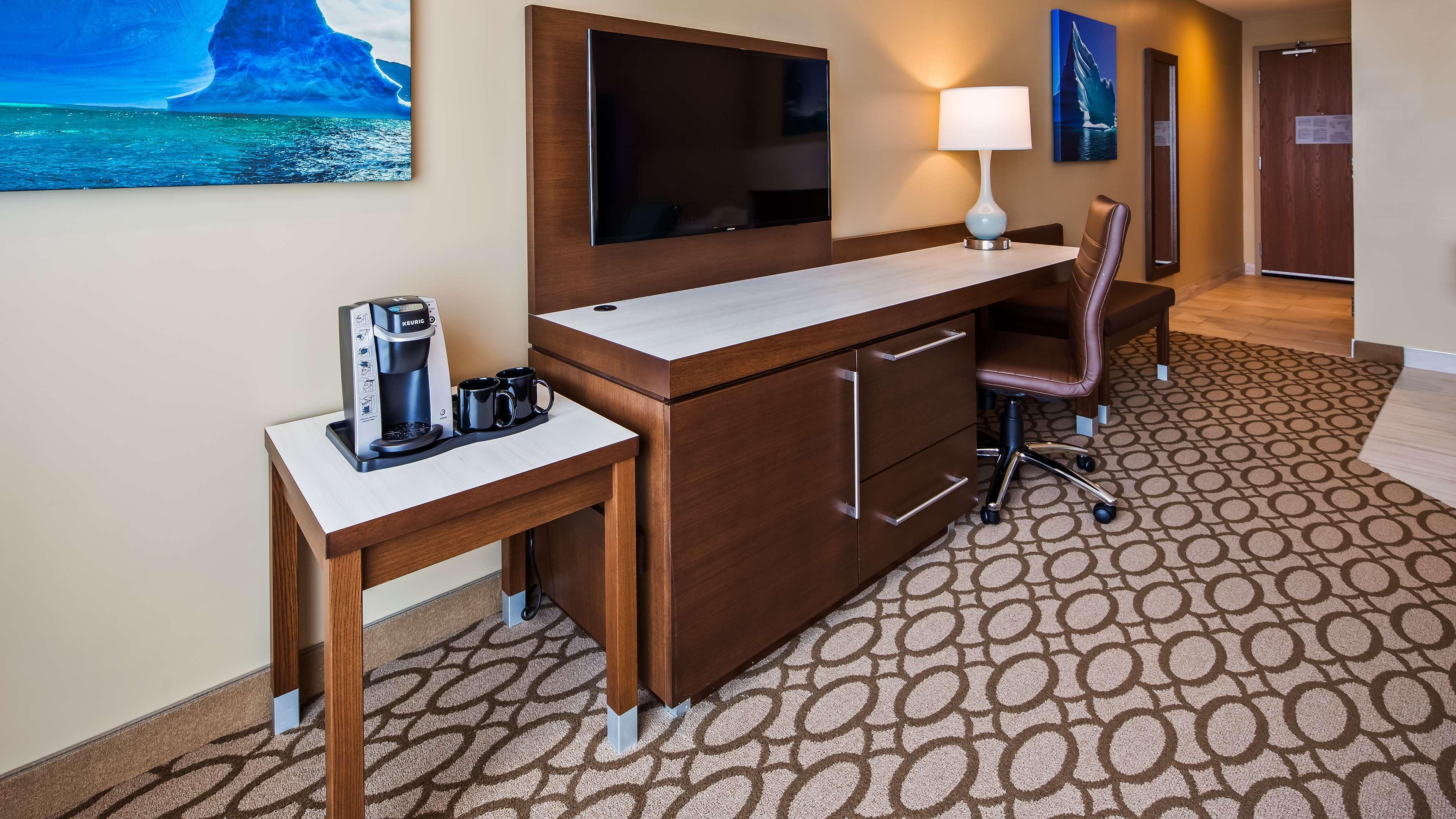 Best Western Plus St. John'S Airport Hotel And Suites Kültér fotó