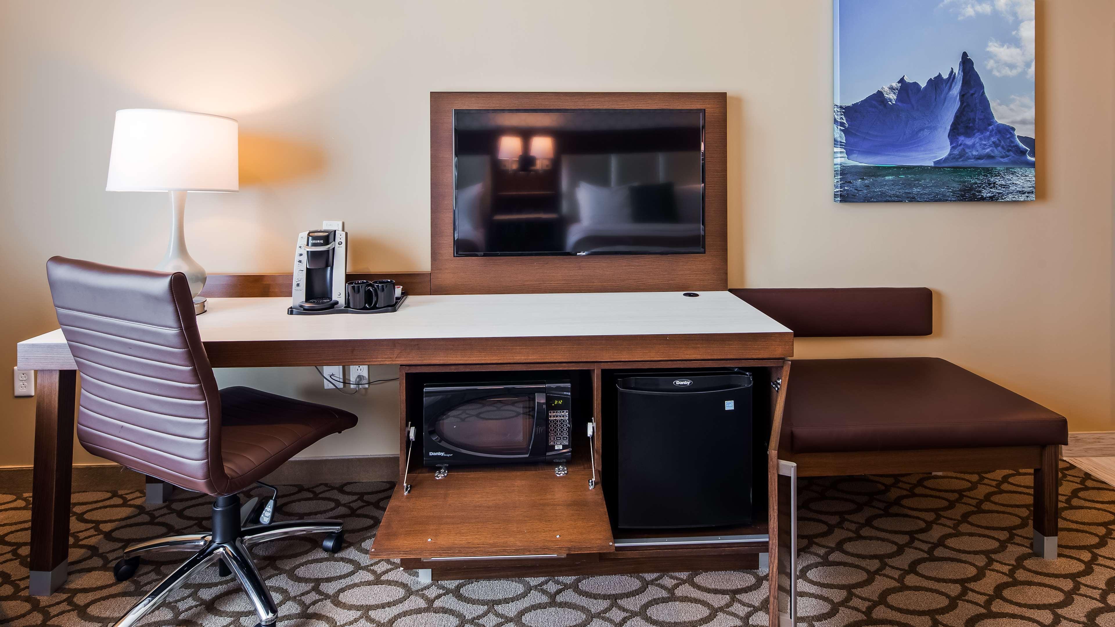 Best Western Plus St. John'S Airport Hotel And Suites Kültér fotó