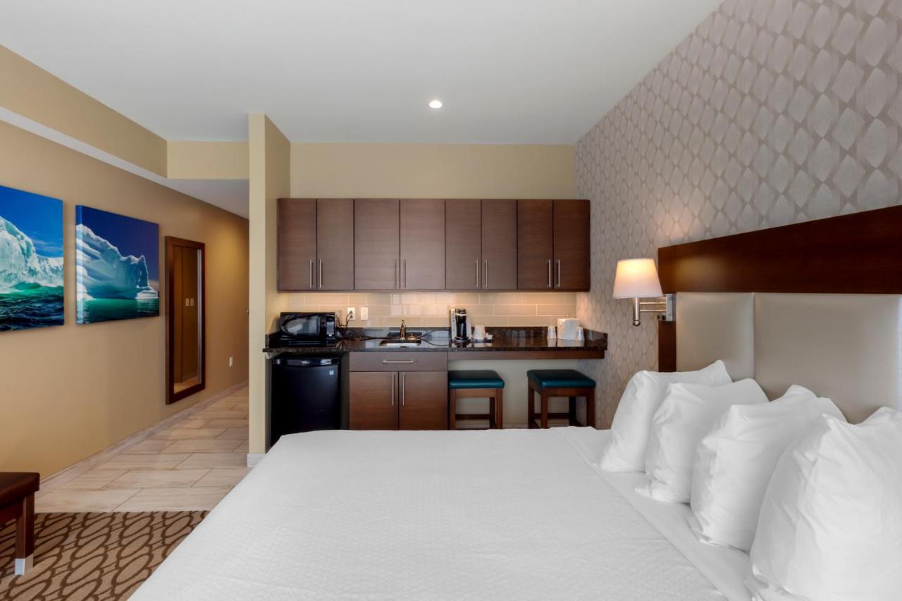 Best Western Plus St. John'S Airport Hotel And Suites Kültér fotó